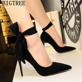 Butterfly Knot Stiletto Moccasin